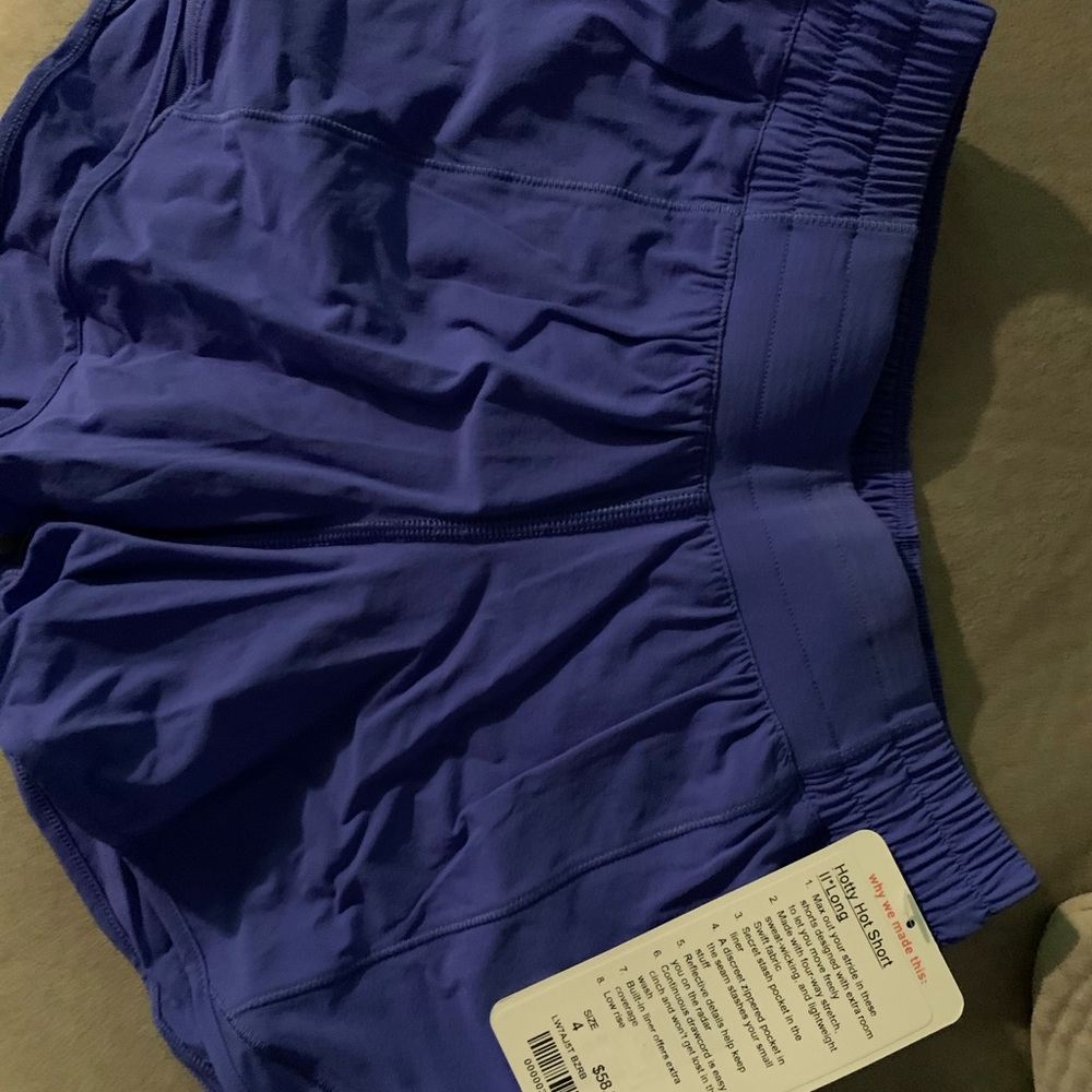 Hotty hot short II *NWT*